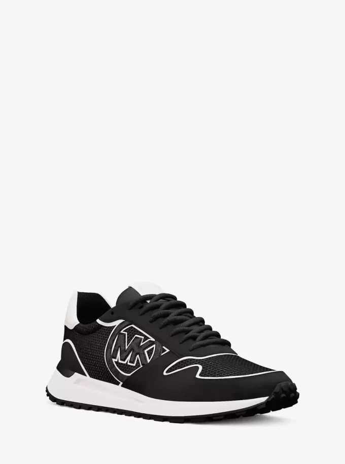 Dax Mixed-Media Trainer