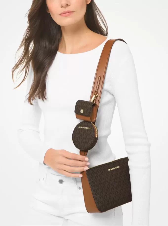 Jet Set Travel Small Logo Shoulder Bag with Pouches Jet Set Travel Small Logo Shoulder Bag with Pouches